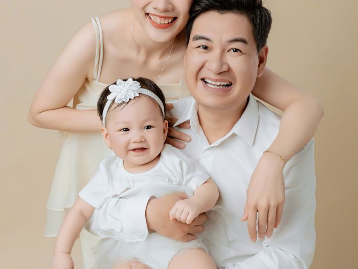 Chụp ảnh gia đình tại Thỏ Mini Studio